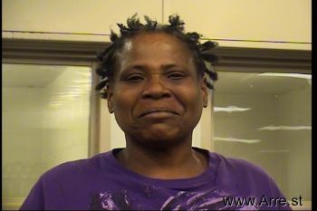 Donna Lavell Fields Mugshot